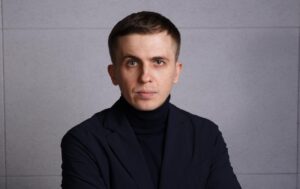 Журналист Ткач задержан в Вене во время выполнения задания редакции: что известно